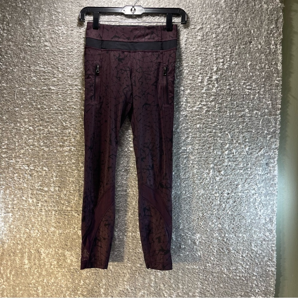 Lululemon Pants Womens Size 2 Leggings‎ Purple Zipper Pockets Mesh Pattern Yoga